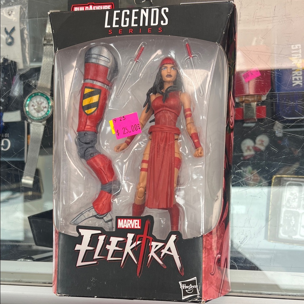 Legend Series Marvel Elektra Figure in Red Outfit 0095